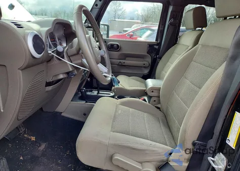 2008 Jeep Wrangler Unlimited Sahara z USA, uszkodzony, nr VIN 1J4GA59118L586099